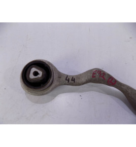 BMW 3 E90 / E91 - Predný Ľavý Rameno - 00044