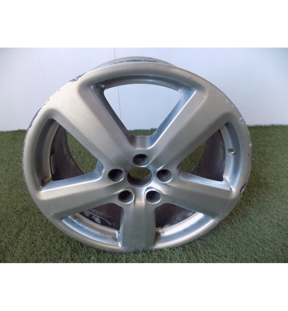 AUDI A4 - Hliníkový disk 18 palcov - 2618