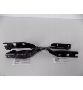 VW GOLF 6 - Pánt kapoty pravý - 2146