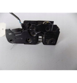 Audi A4, A5, Q5 - Zámok kapoty - 2192