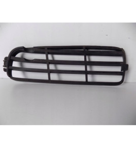 Audi 80B4 - Mriežka nárazníka pravá - 2959