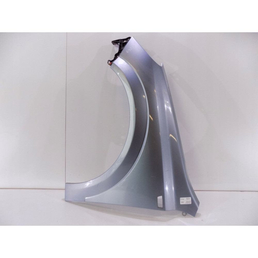 Opel Corsa C Predné Blatník Ľavý Šedý - 0692