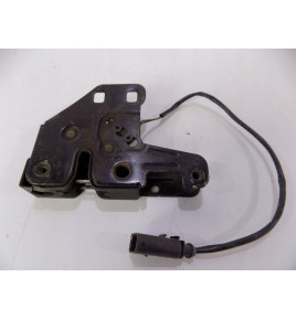 AUDI A4 8E / B7 - Zámok...