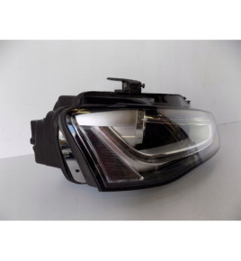 Audi A4 - Pravý Xenonový reflektor - 5188