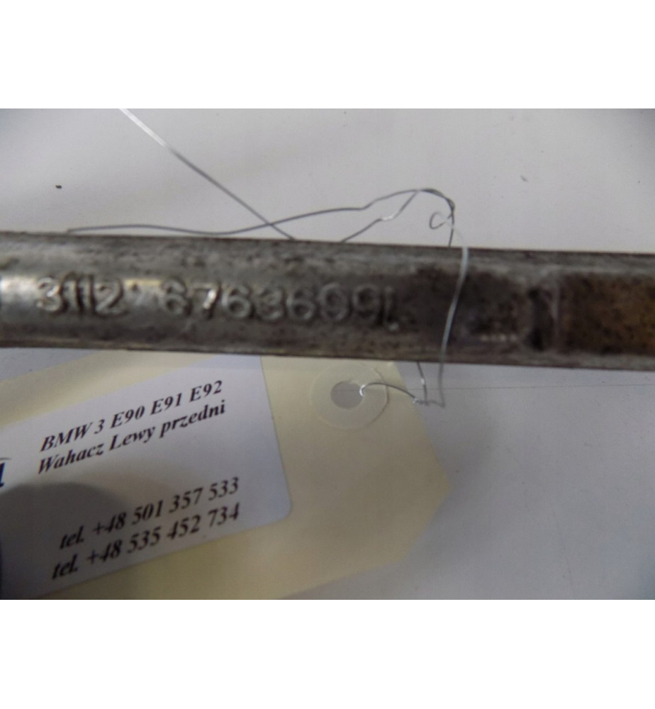 BMW 3 E90 E91 E92 - Ľavý Predný Zavesenie - 2071