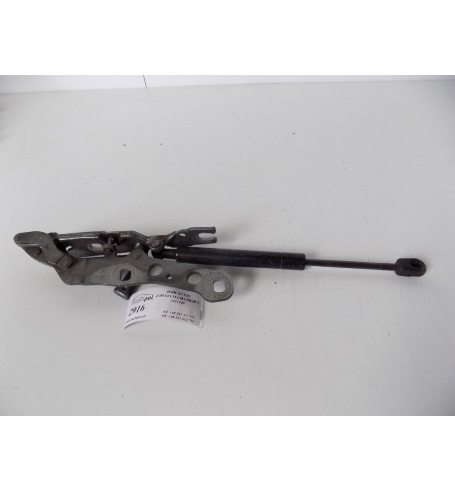 BMW X3 E83 Záves kapoty pravý - 2916