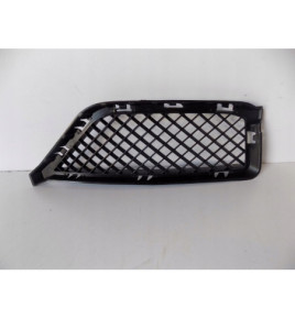 BMW X1 E84 Mriežka nárazníka pravá - 3917