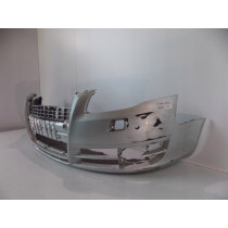 Audi A4 8K0 Predný nárazník s postrekovačom PDC - 1013