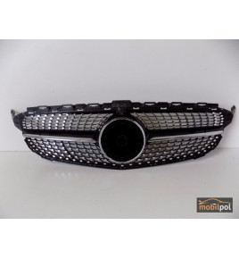 Mercedes W205 Nárazník / Gril Diamant - 4072