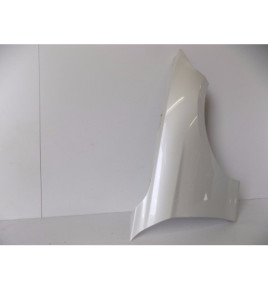 BMW 1 F22.. - Pravý blatník - 5840