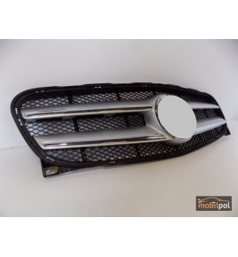 Mercedes GLA W156 Maska / Gril - 4076