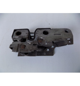 VW Golf Plus - Zámok kapoty