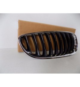 BMW Z4 E89 Nerka / Grill nárazníka R - 3835