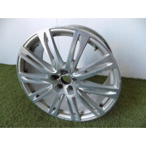 AUDI A8 - Hliníková disk 20 palcov - 2586
