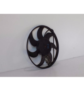 BMW 1/3 E81/90 Ventilátor chladiča - 6132