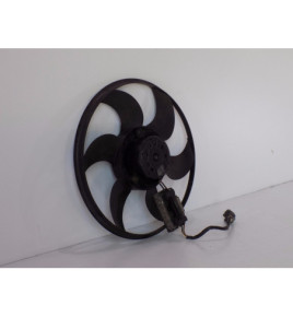 BMW 3 E46 Chladiaci ventilátor - 6133