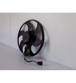 BMW 3 E46 Chladiaci ventilátor - 6133