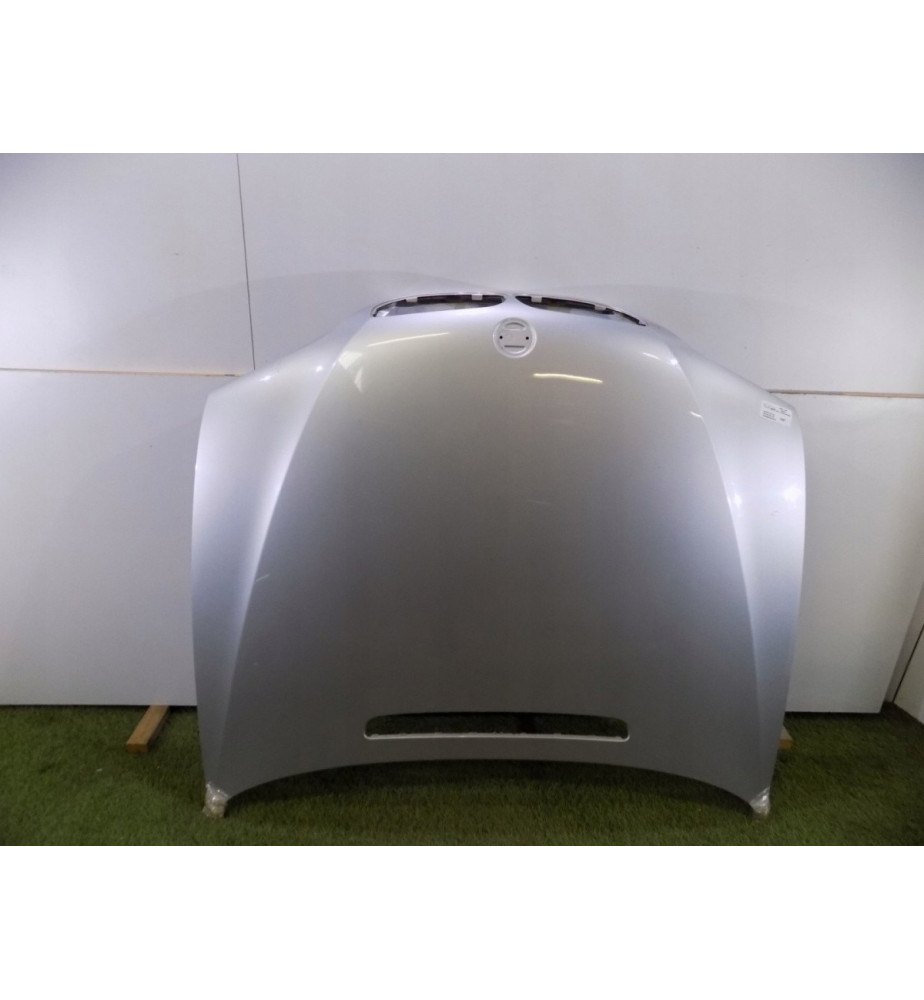 BMW 3 E46 - kapota - 12687