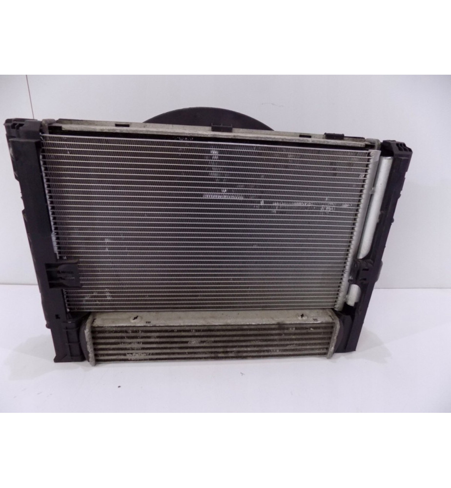 BMW E87 E90 E92 KOMPLET CHLADÍCOV