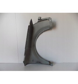 AUDI A4 8E0 / B6 ĽAVÉ BLATNÍK - 625