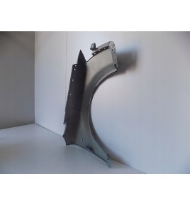 AUDI A4 8E0 / B6 ĽAVÉ BLATNÍK - 625