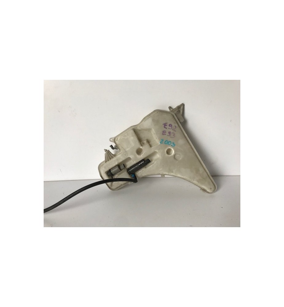 BMW 3 E92 E93 NÁDRŽ NA OPLACHOVAČE