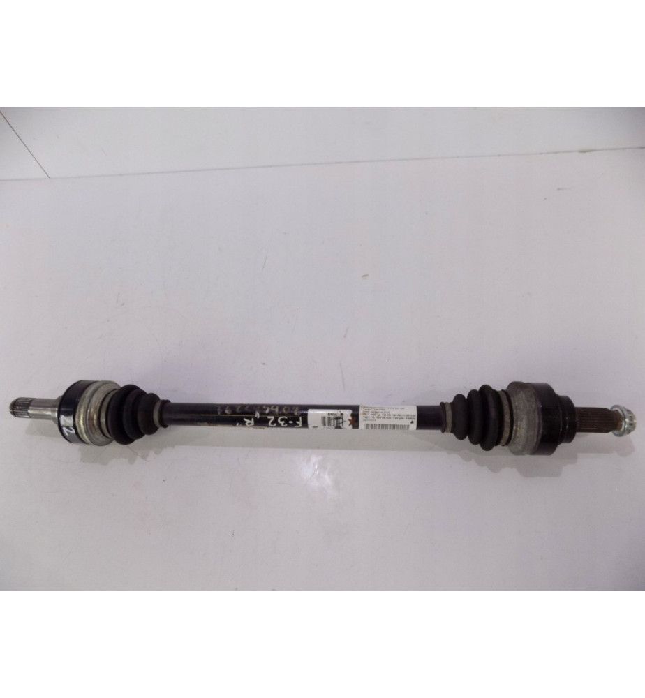 BMW 4 F32, F33, F36 420i Polovica zadnej nápravy / Pravá - 4609