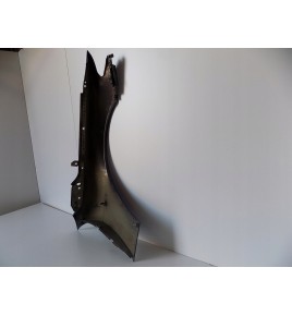 BMW 7 E65 / E66 ĽAVÝ BLATNÍK - 618