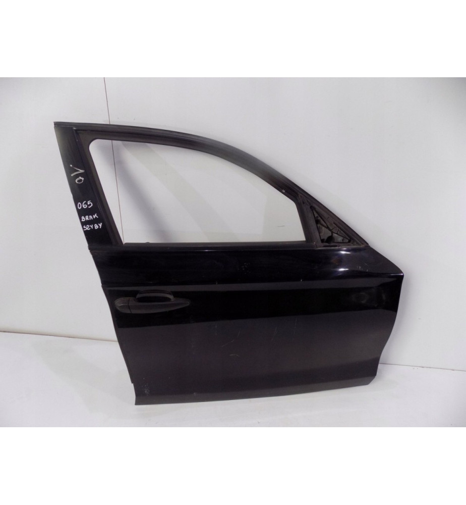 BMW 1 E87 Predné Dvere Pravé - 0065