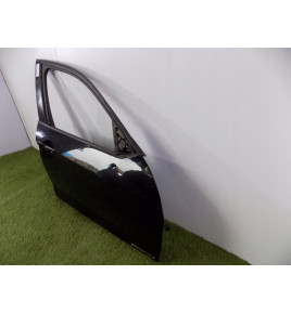 BMW X1 E84 - Predné Dvere Pravé - 023