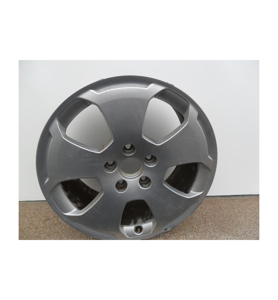 AUDI A3 8P0 - ALU KOLA 17 PALCOVÉ