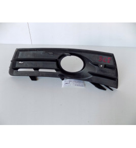 VW Passat CC - Pravá mriežka nárazníka - 2865