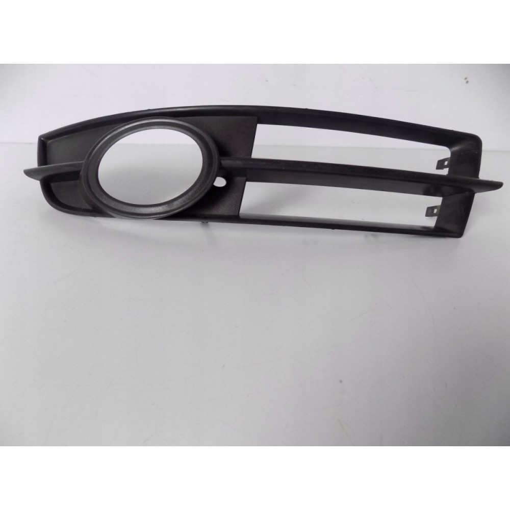 Audi A6 C6 - Mriežka nárazníka pravá - 2955