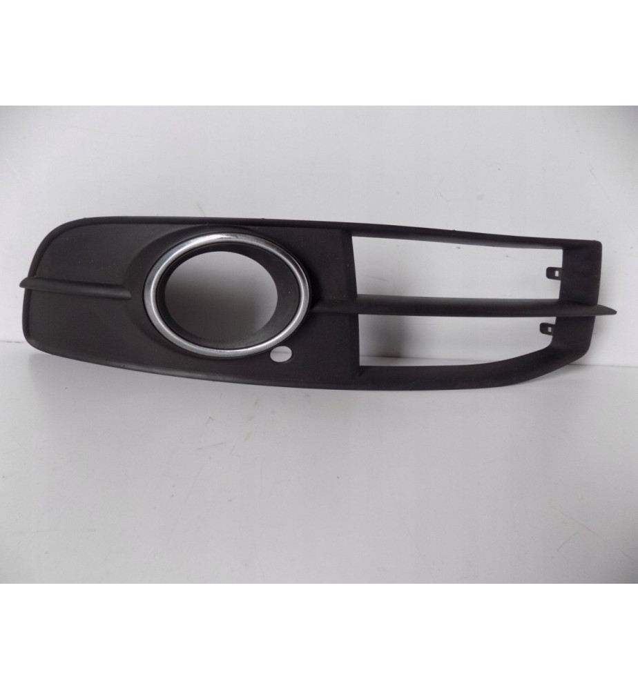 Audi A6 C7 - Mriežka nárazníka pravá - 2962