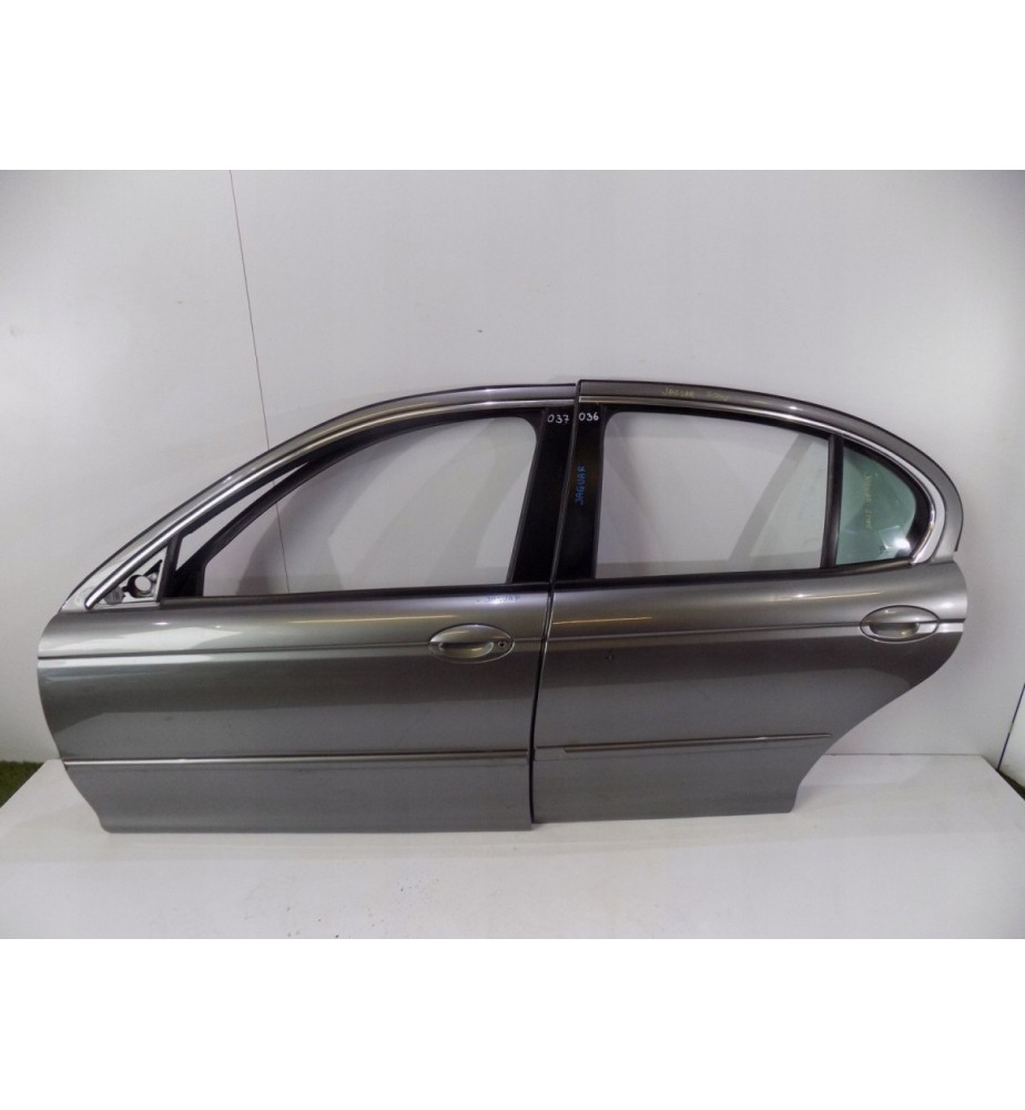 Jaguar X-Type Zadné Ľavé Dvere - 0073