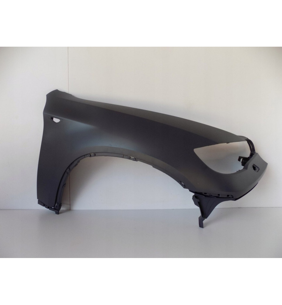 BMW X6 E71 Pravy predný blatník - 3679