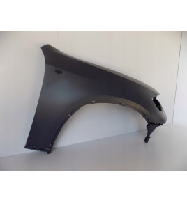 BMW X6 E71 Pravy predný blatník - 3679