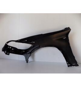 BMW X6 E71 Pravy predný blatník - 3679