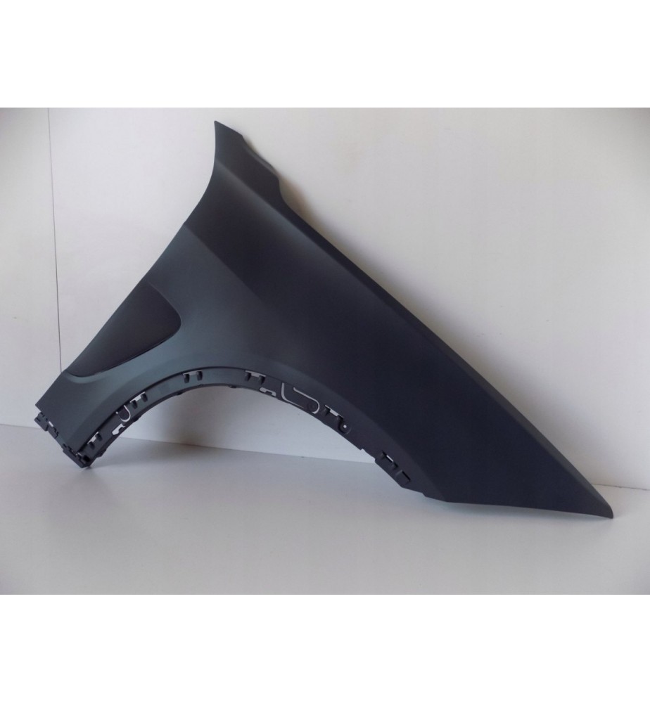 BMW X5 F15 Pravý blatník - 3677