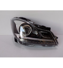 Mercedes W204 C Trieda...