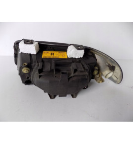 Audi A4 - Pravé svetlo - 2509