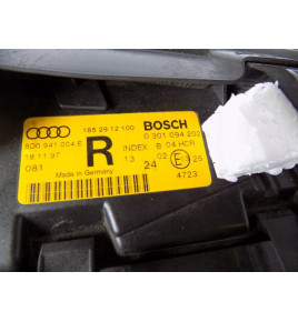 Audi A4 - Pravé svetlo - 2509